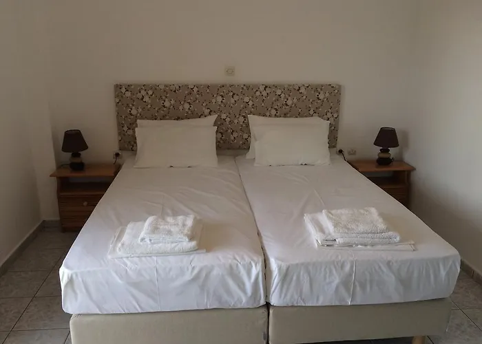 Aggeliko アパート ギシオ